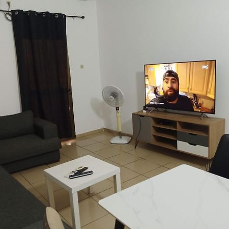 Hebertogo Casablanca Apartment โลเม ภายนอก รูปภาพ