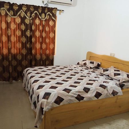 Hebertogo Casablanca Apartment โลเม ภายนอก รูปภาพ