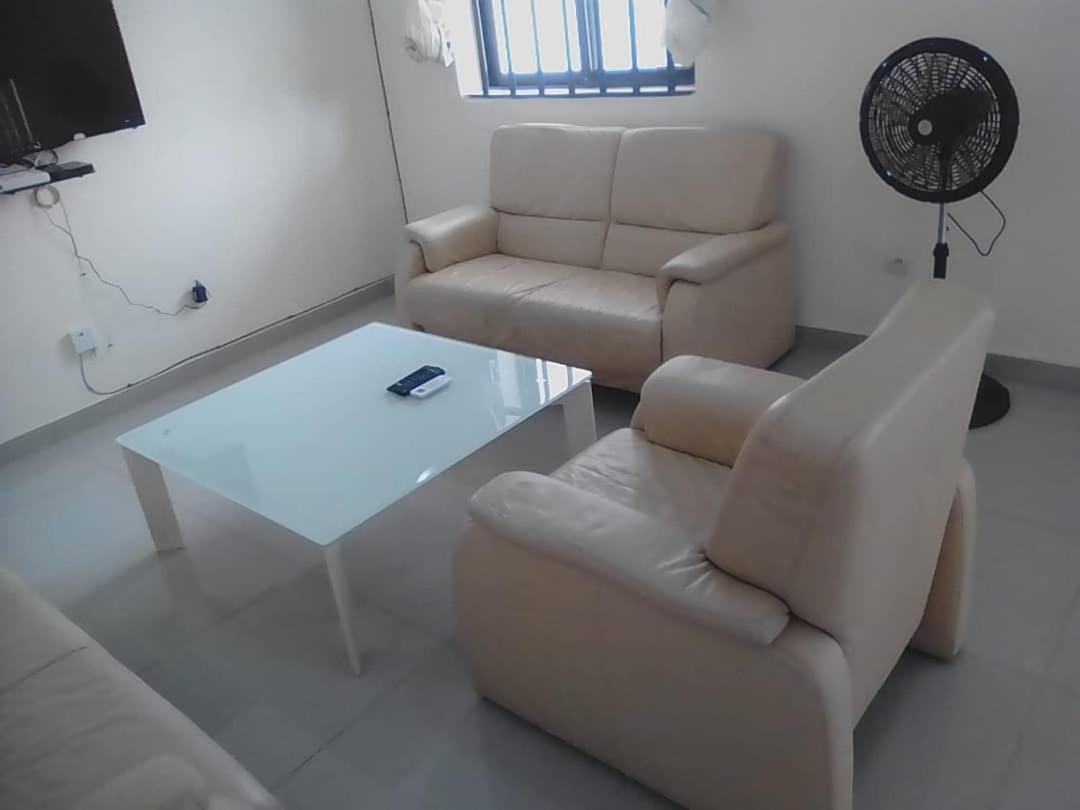 Hebertogo Casablanca Apartment โลเม ภายนอก รูปภาพ