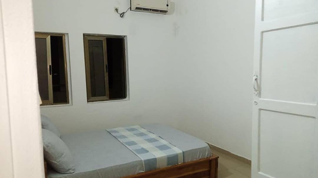 Hebertogo Casablanca Apartment โลเม ภายนอก รูปภาพ